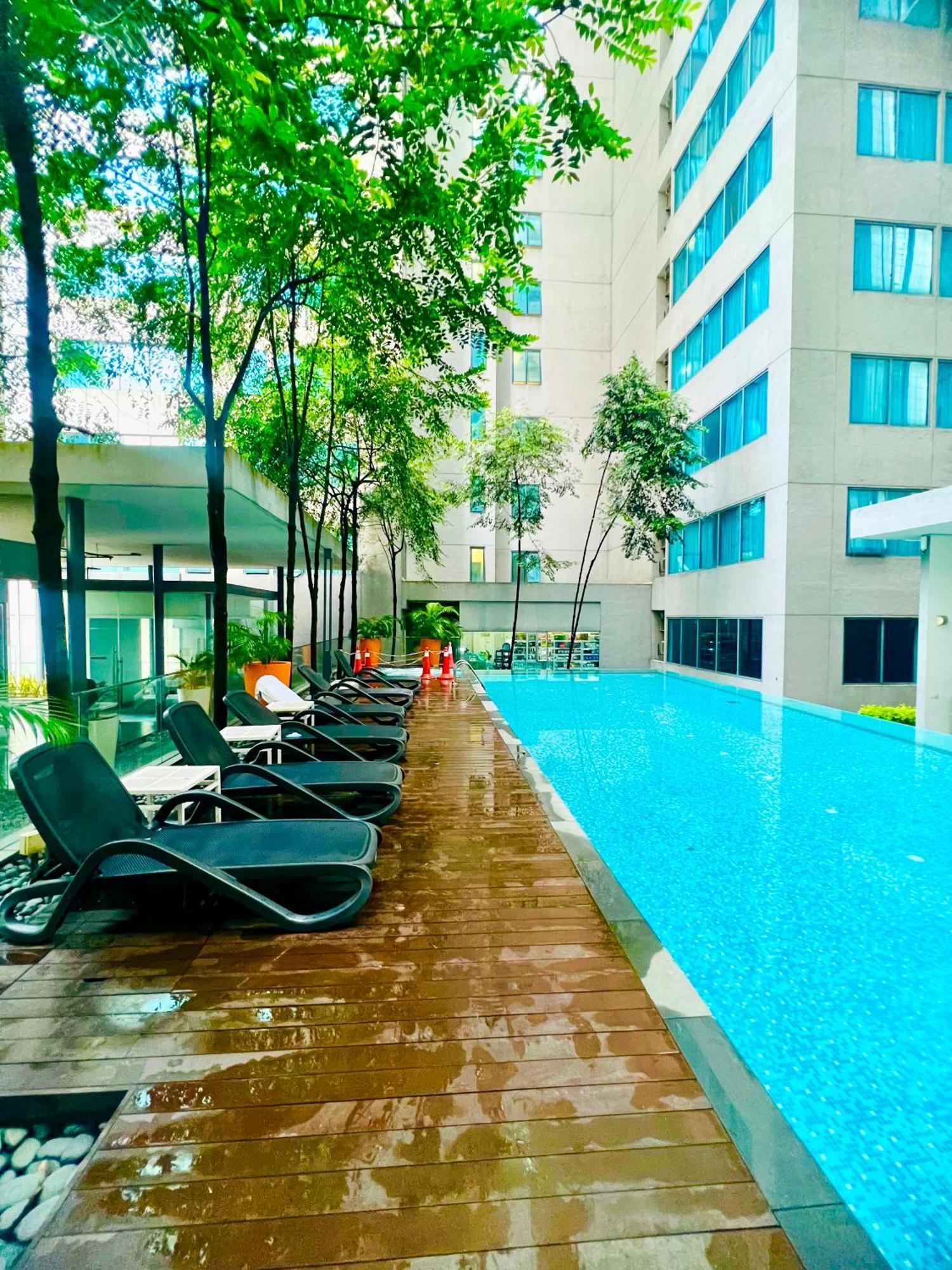 Summer Suites Klcc By Classy Kuala Lumpur Exteriör bild